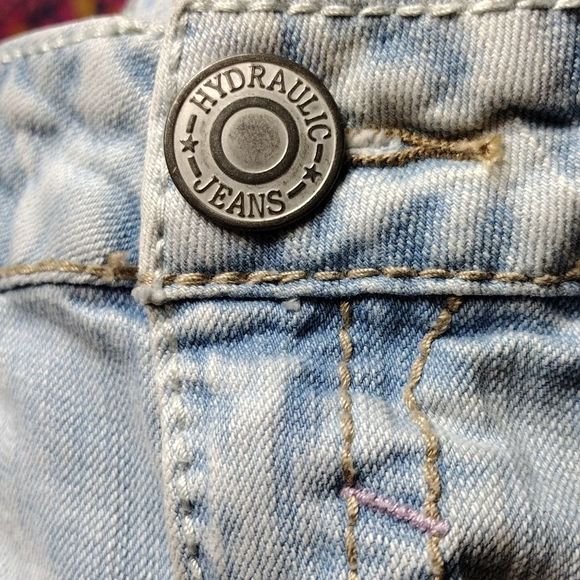 Hydraulic Light Washed Distressed Cuffed Bottom Shorts - Picture 5 of 16